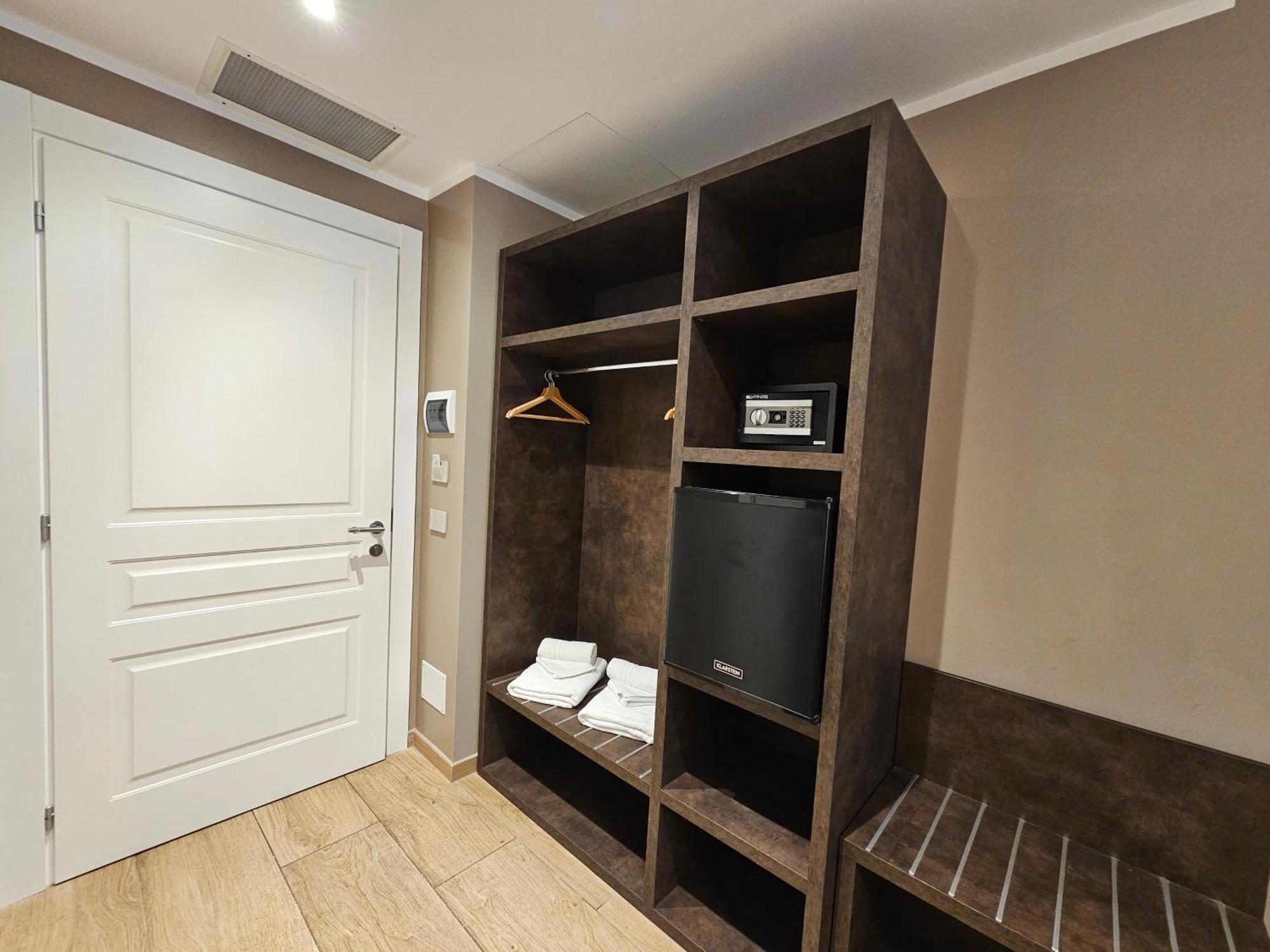 Teseo Rooms & Relax Genua Zewnętrze zdjęcie